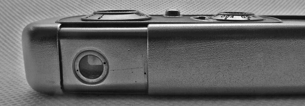 Riga Minox back view