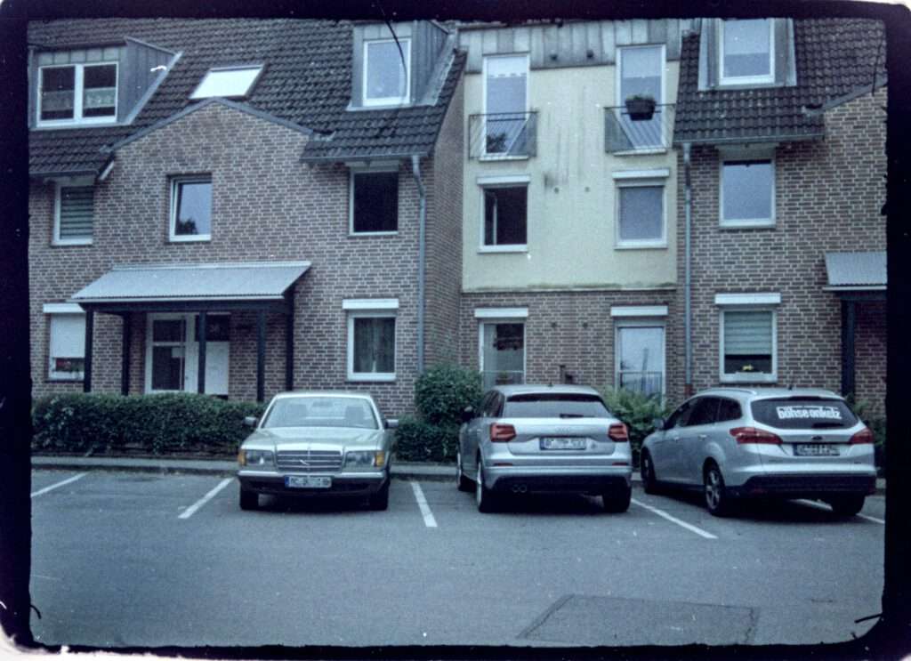 1/1000s (1/945s), CineStill50d, Minox A