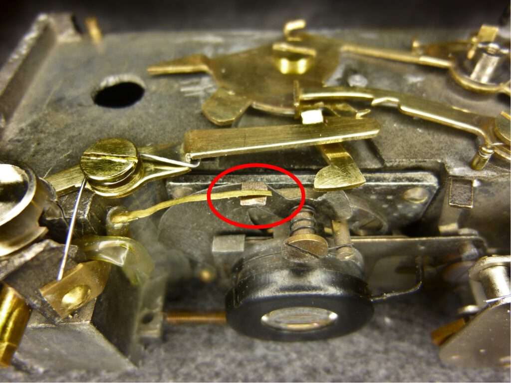 Shutter open: flash contact closed