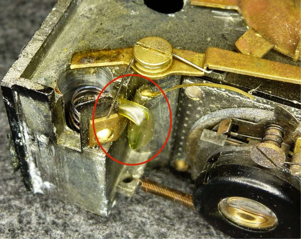 Flash sync inner connection