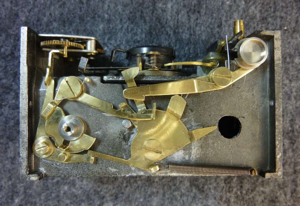 Mamiya super 16 shutter levers